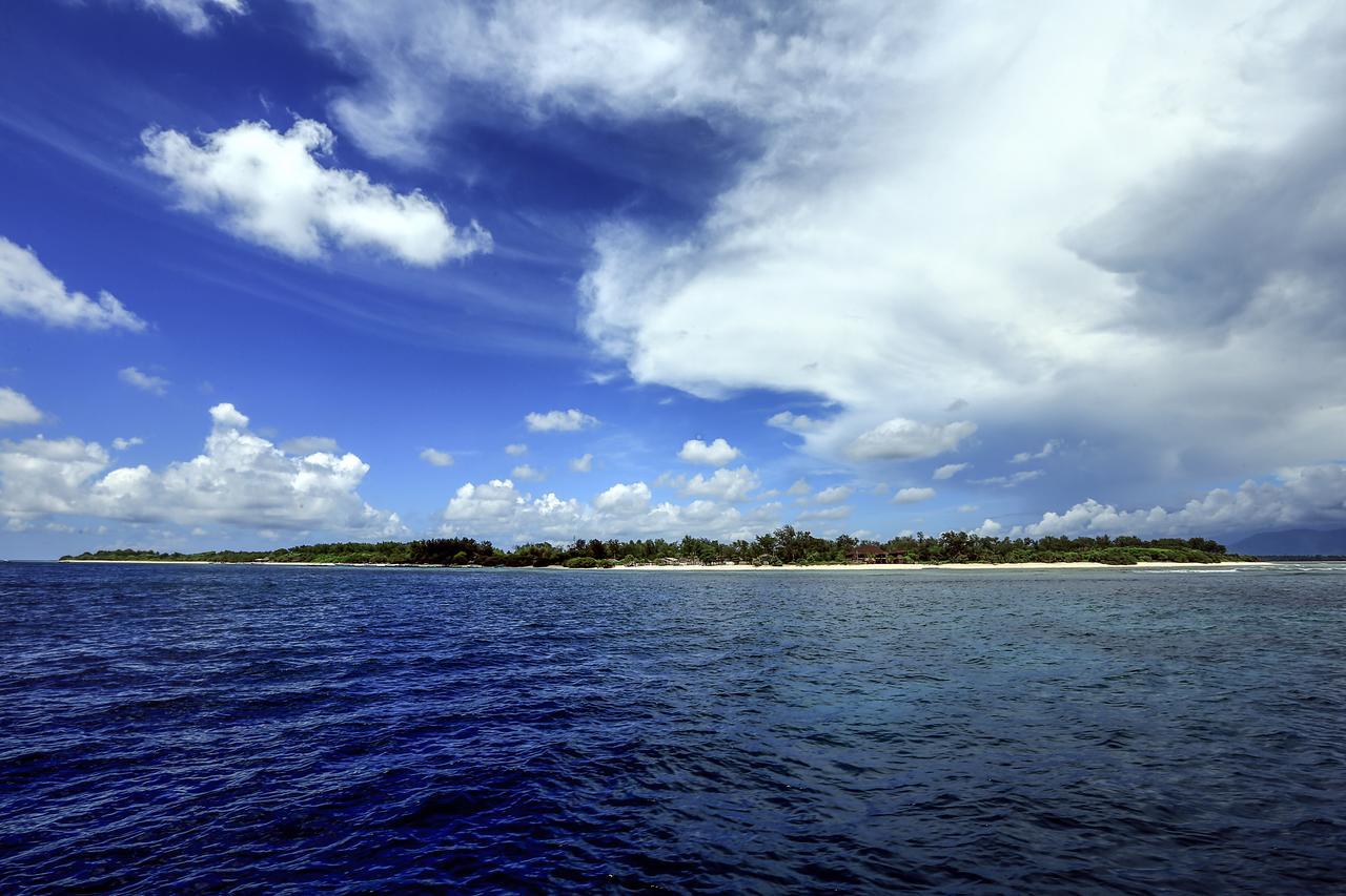 Sunset House Gili Meno Hotel Екстериор снимка