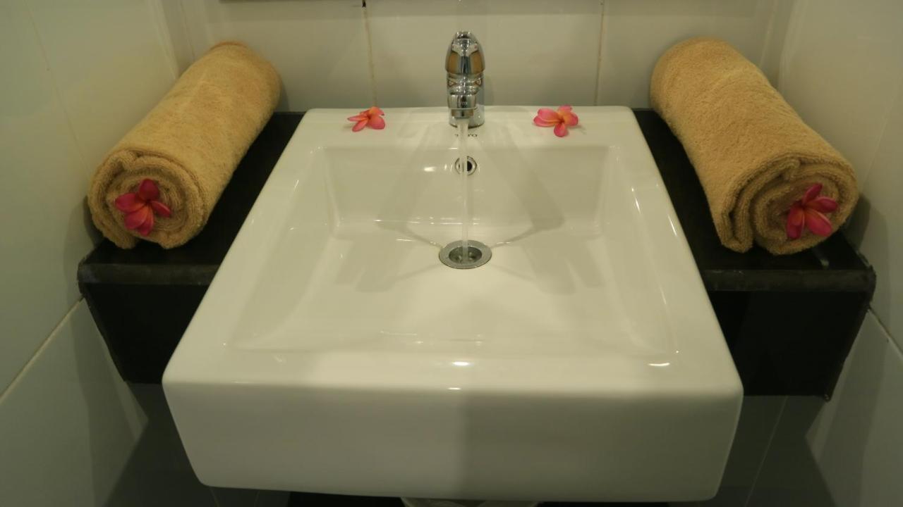 Sunset House Gili Meno Hotel Екстериор снимка